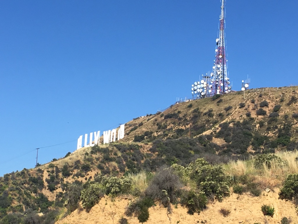 Hike The Hollywood Sign @ Hollywood Hills, CA  04/12/2017  Hiker Therapy